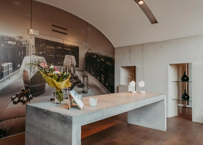 An Der Lage - Exklusives Mit Toskana Flair Obegg